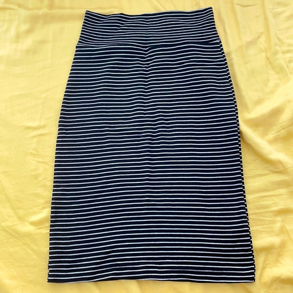 American Apparel Knitted Stripes Pencil Skirt - Picture 1 of 1